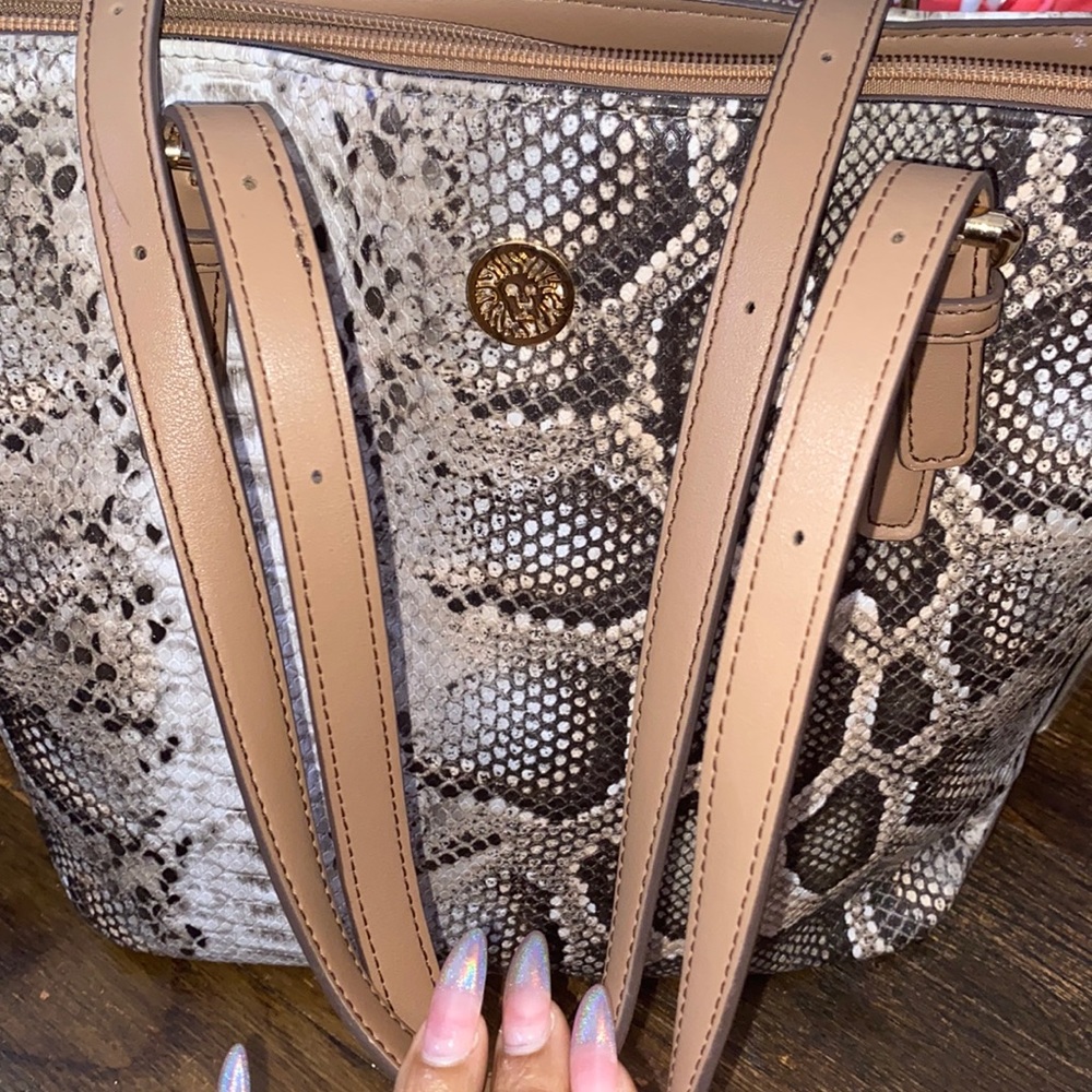 Anne Klein bag W/Free hat